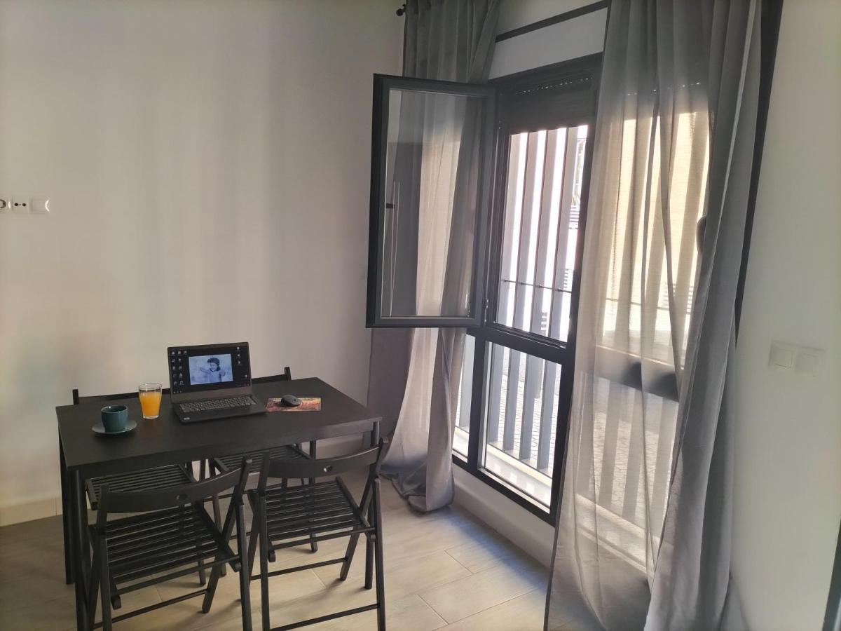 Apartamento A Estrenar Sevilla Centro, Trastamara 19 エクステリア 写真